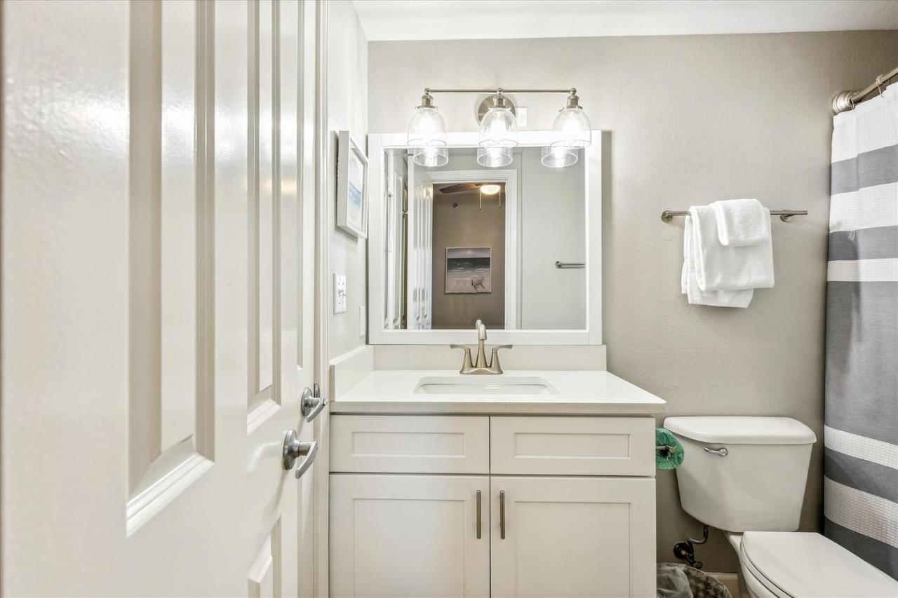 Shores Of Panama 2028 - Luxurious Gulf-front 3 Bedroom 3 Bath Sleeps 10 *