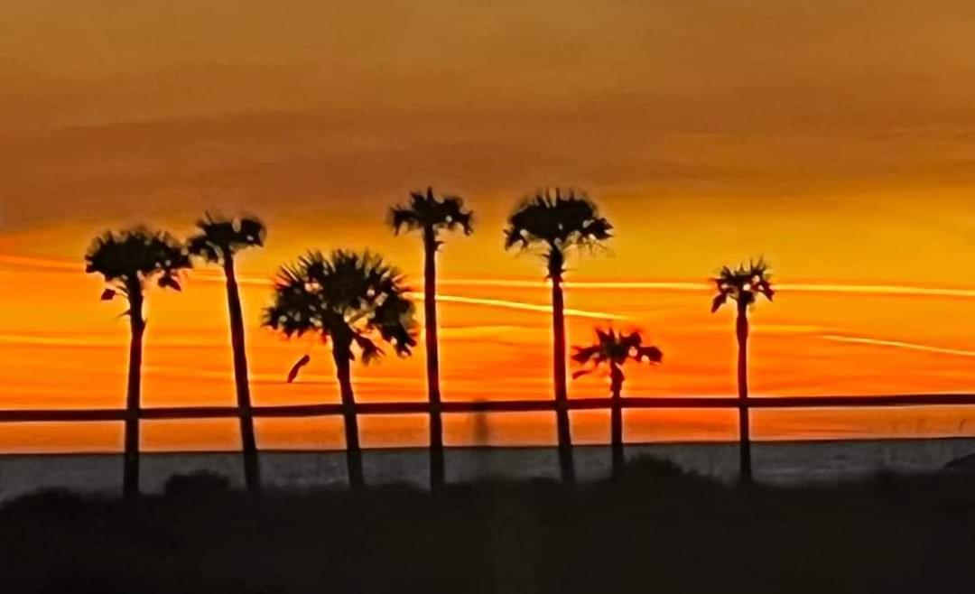 Shores Of Panama 2028 - Luxurious Gulf-front 3 Bedroom 3 Bath Sleeps 10 * Panama City Beach